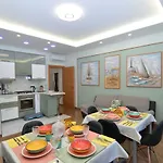 Deluxe 4*