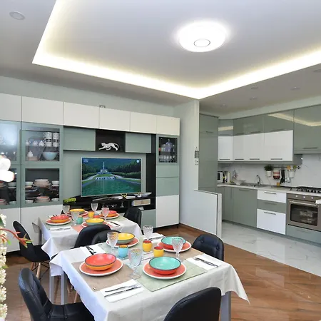 Deluxe 4* Caserta