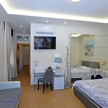 Deluxe Oda ve Kahvaltı 4*
