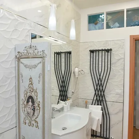 Deluxe Nocleg ze śniadaniem 4*