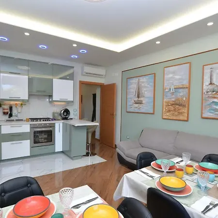 Deluxe Bed & Breakfast 2*