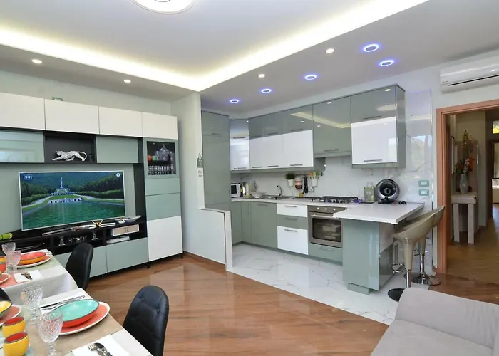 Deluxe Bed and breakfast 4*