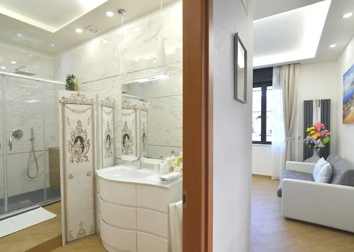 Deluxe Bed and breakfast 4*